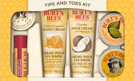 Burt’s Bees Tips and Toes Kit Holiday Gift Set, 6 Travel Size Products in Gift Box – 2 Hand Creams, Foot Cream, Cuticle Cream, Hand Salve and Lip Balm